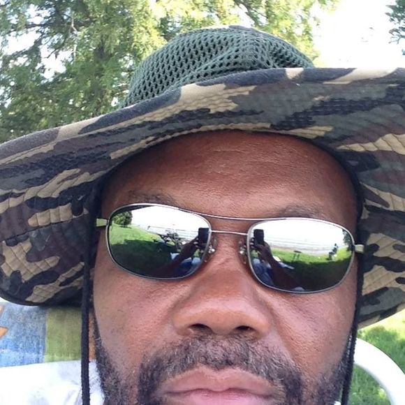 Meet your Posher, Edward - Picture 1 of 1